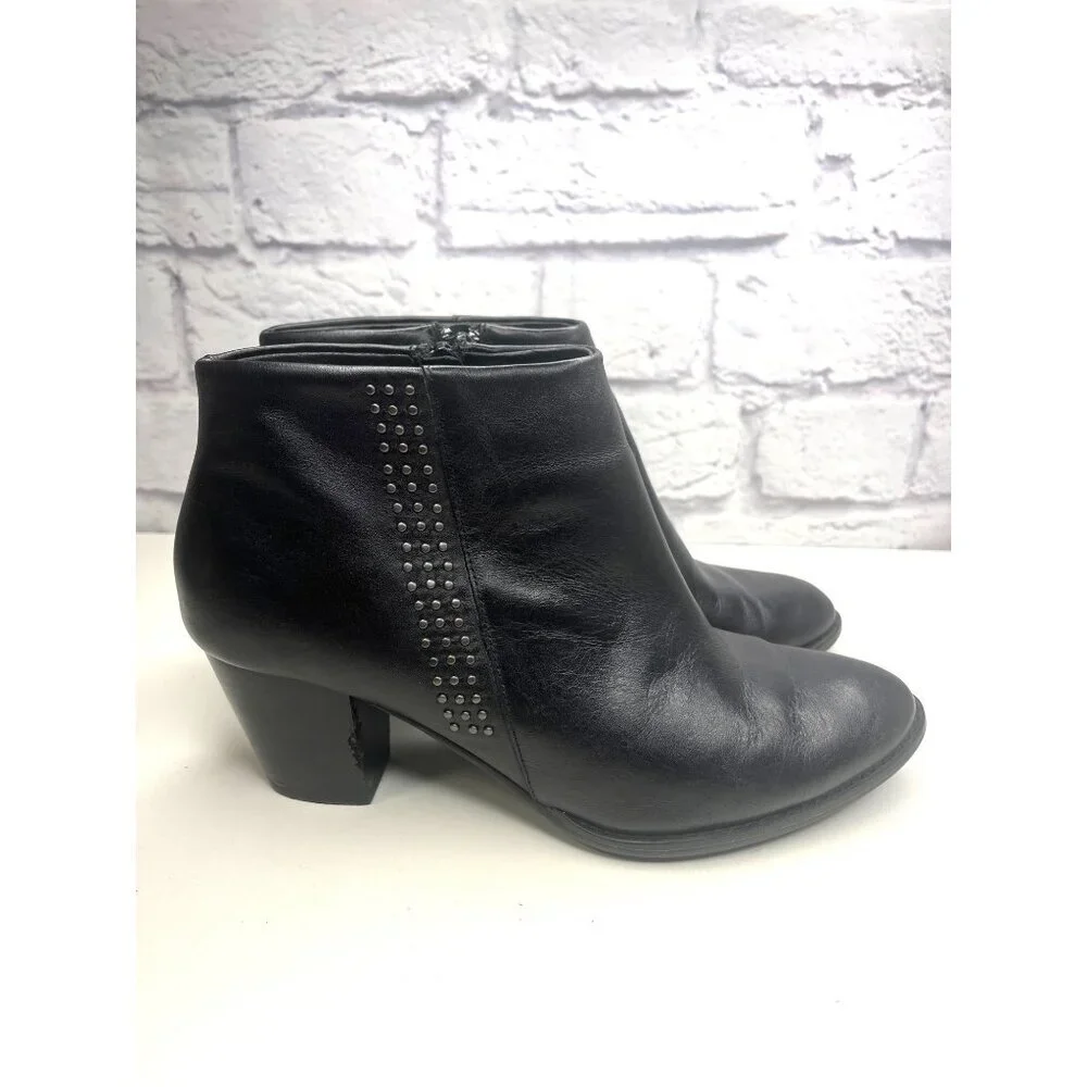 Vionic Georgia Orthaheel Studded Black Leather Ankle Boots Size 9 Booties